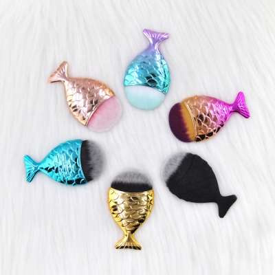 Wholesale in stock Shinning plastic fishtail mermaid blush makeup brush